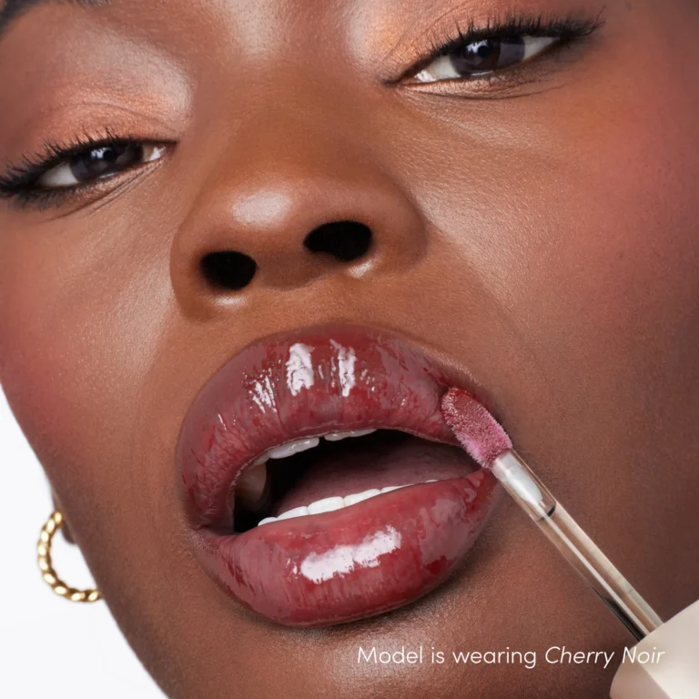 ColorLuxe Lip Glaze Cherry Noir model